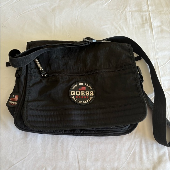 GUESS Sporty Black Messenger Bag - Picture 1 of 8